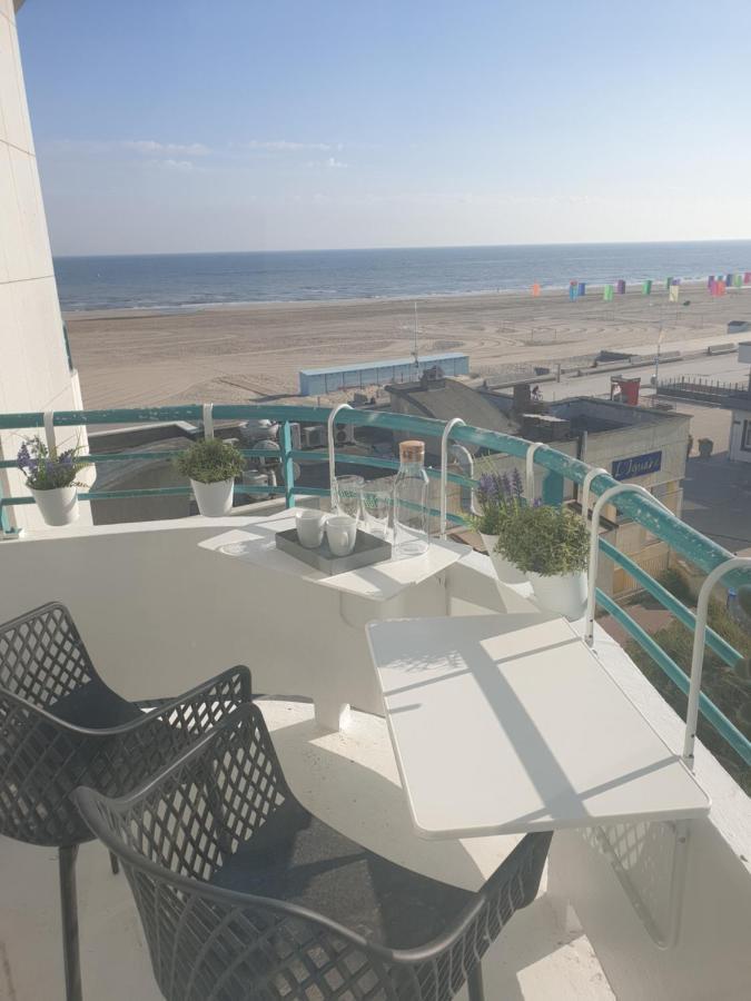 Studio Vue Mer Au Coeur De Malo Les Bains Pieds Dans L Eau Dunkirk Eksteriør billede