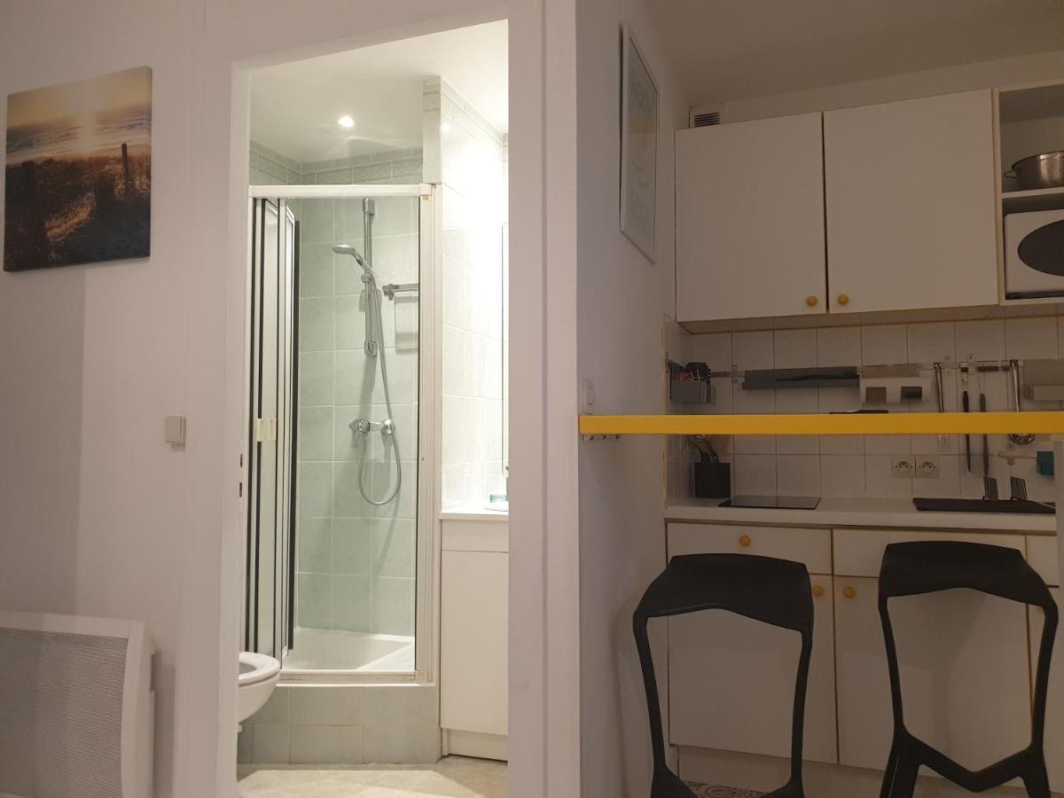 Studio Vue Mer Au Coeur De Malo Les Bains Pieds Dans L Eau Dunkirk Eksteriør billede